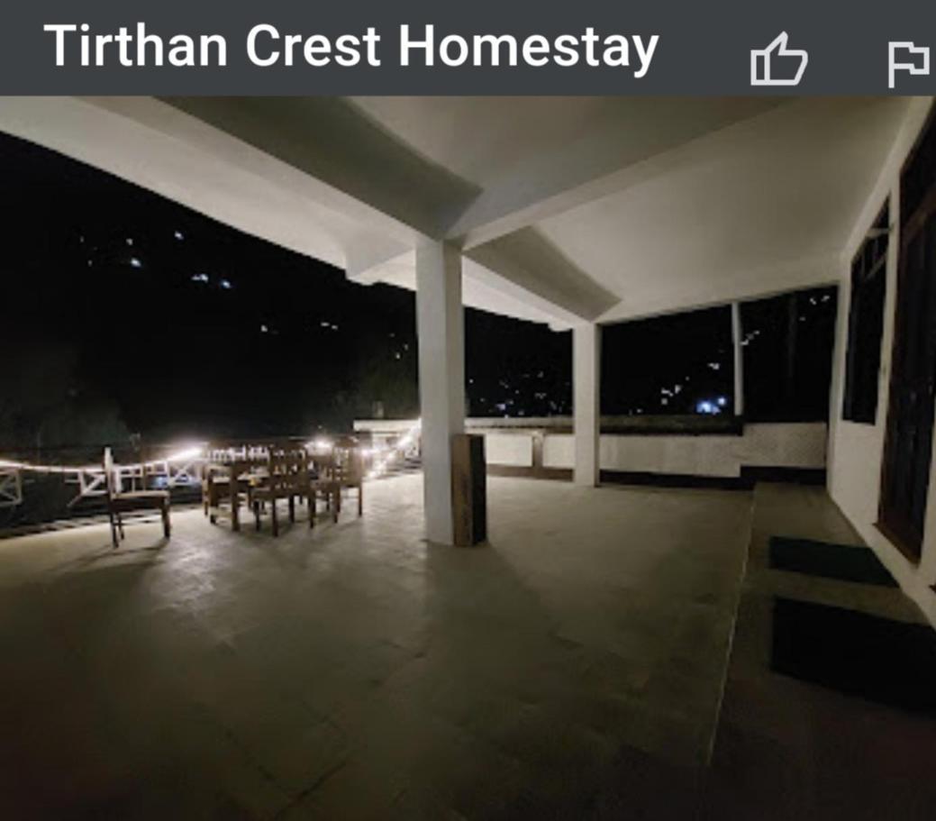 Tirthan Crest Homestay Banjār Buitenkant foto