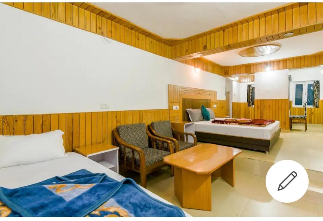 Tirthan Crest Homestay Banjār Buitenkant foto