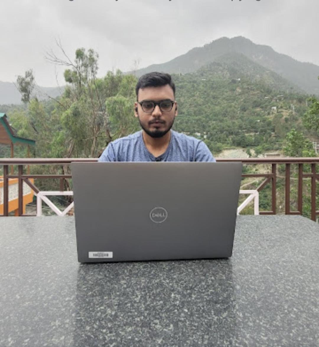 Tirthan Crest Homestay Banjār Buitenkant foto